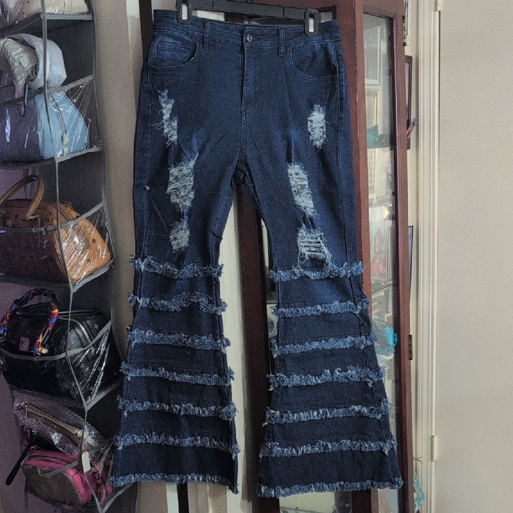 Distressed Flare Women Jeans NWOT